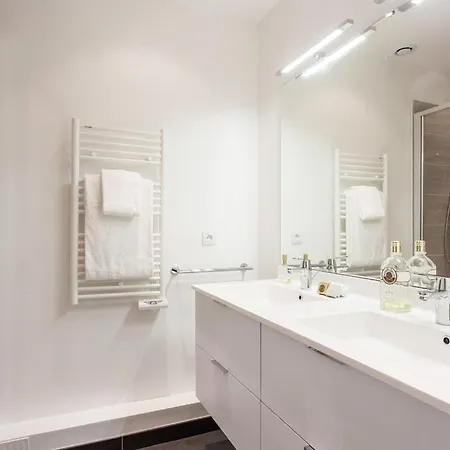 Rue Auguste Comte By Onefinestay * Parijs